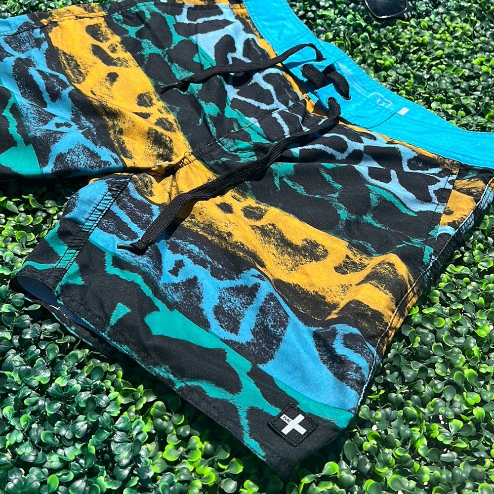 Tavik Board Shorts - Picture 3 of 8